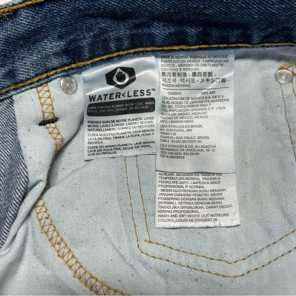 Levi’s 505 Men's Regular Fit Straight Leg Blue Denim Jeans Pants Size 44 x 32